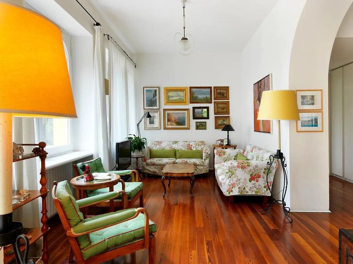 Villa Anita In Luxury Resort Gardone Riviera Ferienhaus